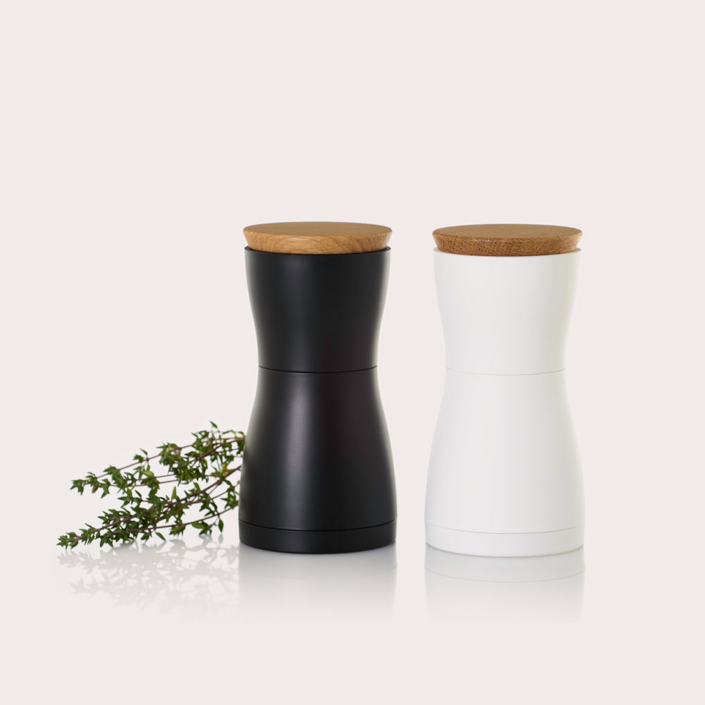 Twin salt and pepper mill set